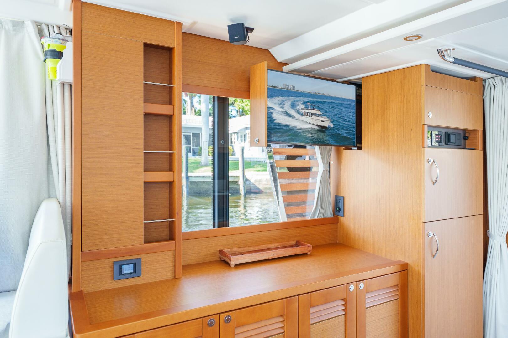 2025 Beneteau - Image 42