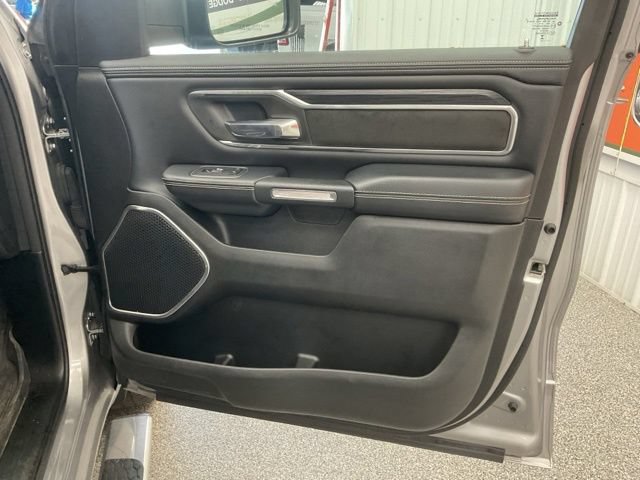 2023 Ram 1500 Pickup Crew Cab Laramie eTorque 4WD - Image 32