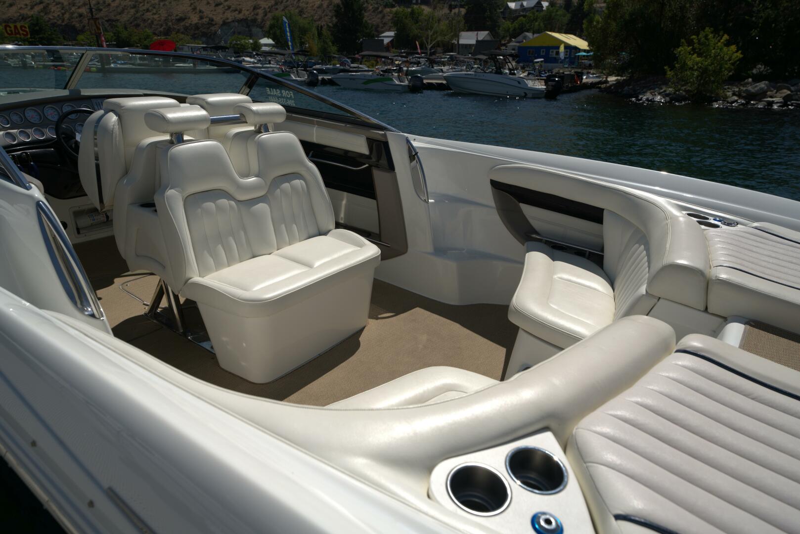 2005 Cobalt 343 - Image 25