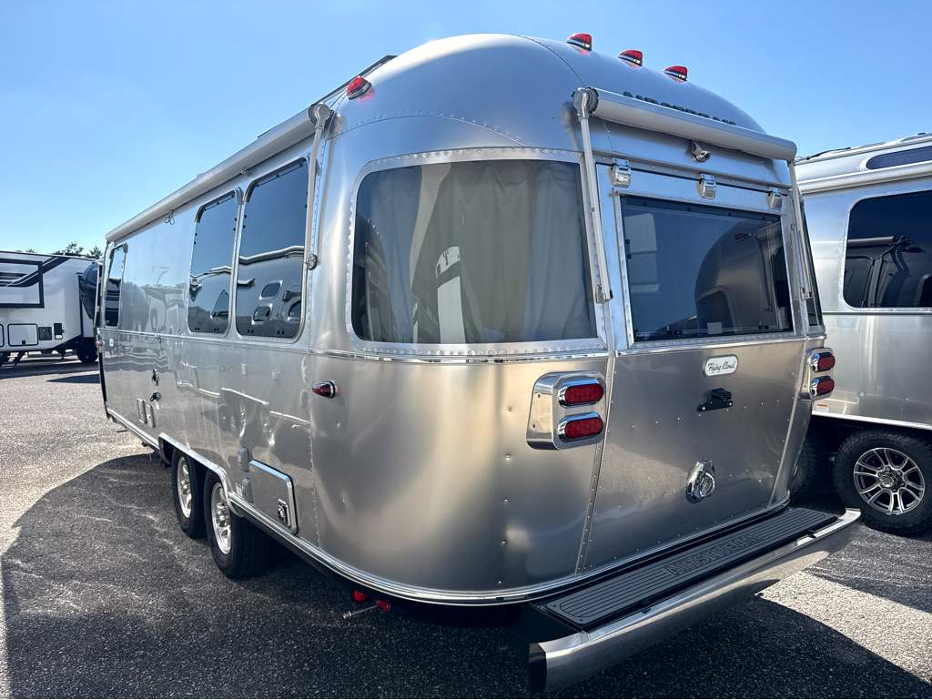 2026 AIRSTREAM FLYING CLOUD 25FBQ - Image 3