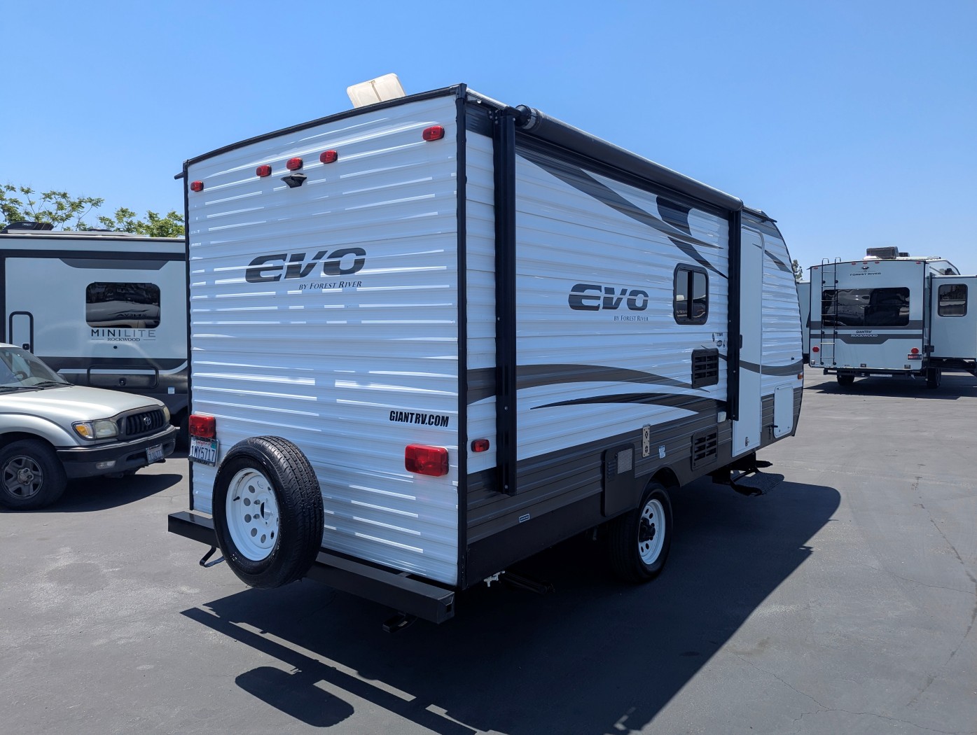 2018 Forest River EVO 177BH - Image 5