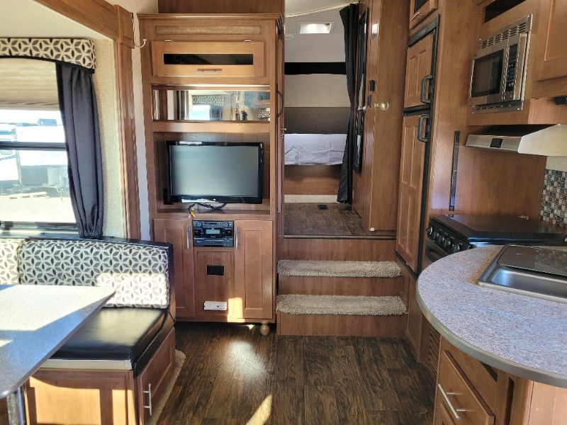 2015 Forest River Wildcat Maxx 242RLX - Image 44