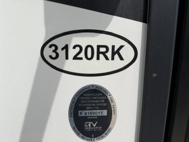 2021 BIG HORN 3120RK - Image 8