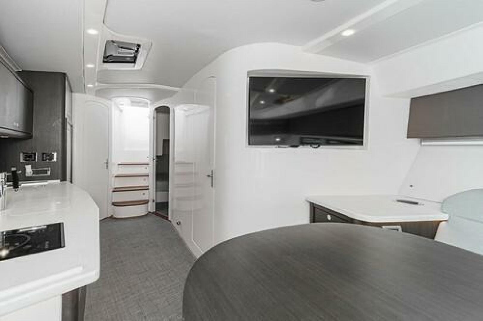 2022 Intrepid 477 Evolution - Image 35