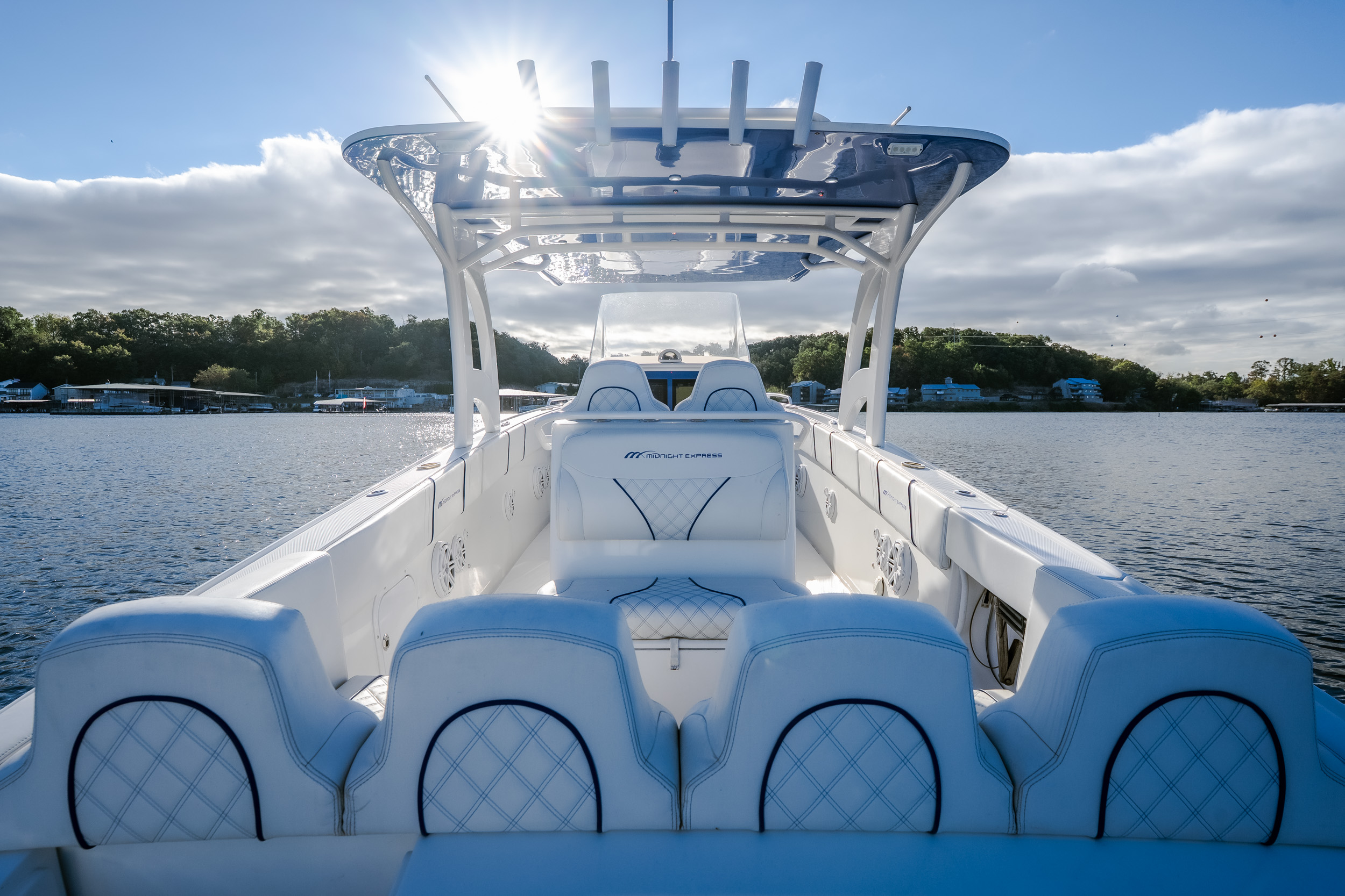 2017 Midnight Express 39 Cuddy  - Image 12