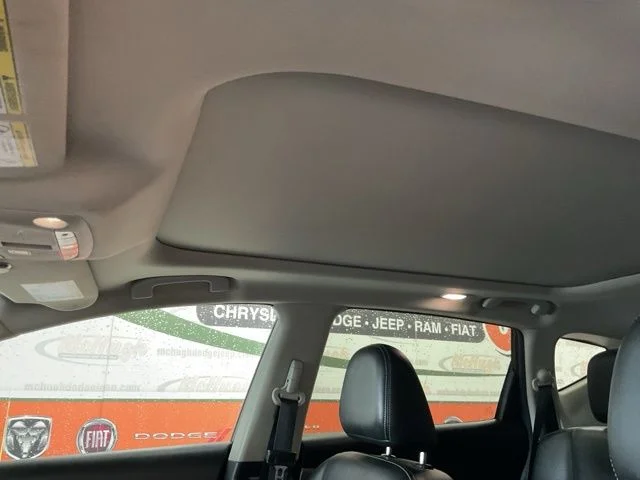 2018 Nissan Murano Utility 4D Platinum AWD V6 - Image 19