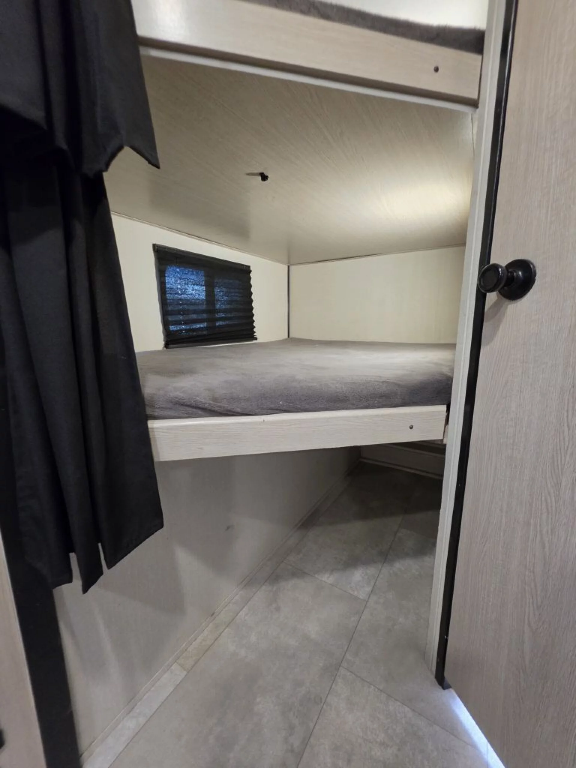 2022 COACHMEN APEX NANO 208BHS - Image 13