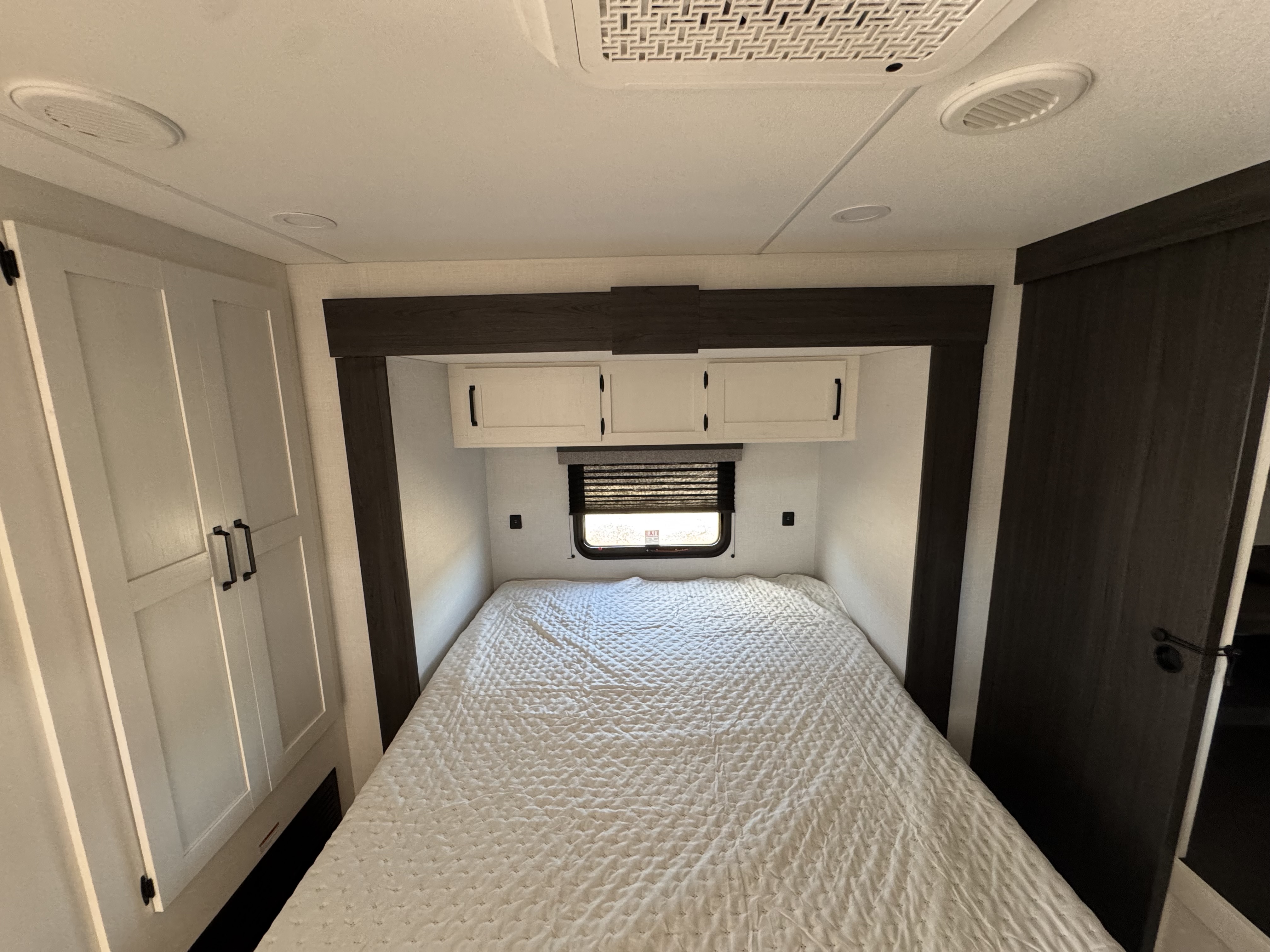 2027 VENTURE RV SIENNA 293VIK - Image 21