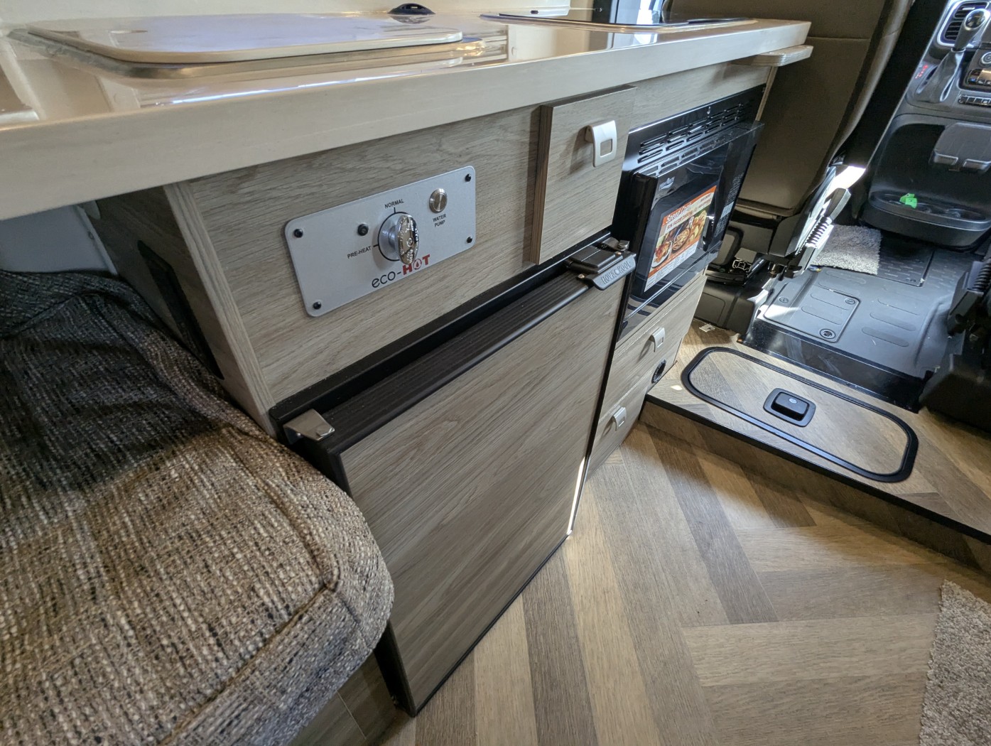 2026 Winnebago Travato 59K - Image 25