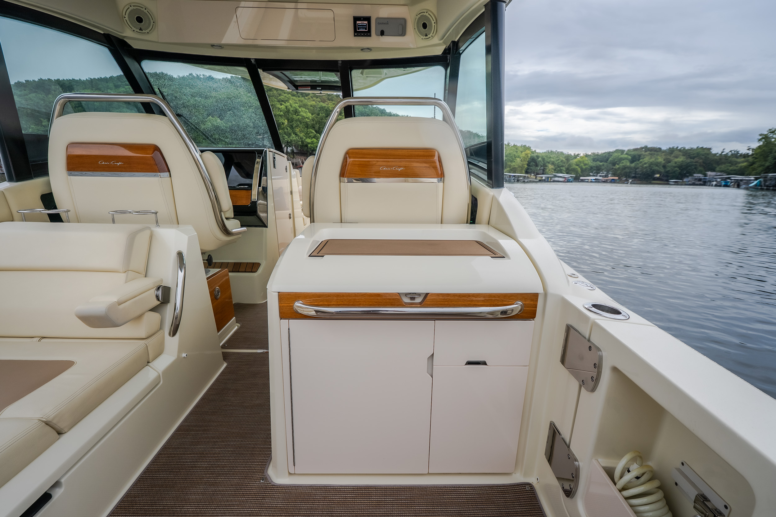 2024 Chris Craft Calypso 32 CT - Image 18