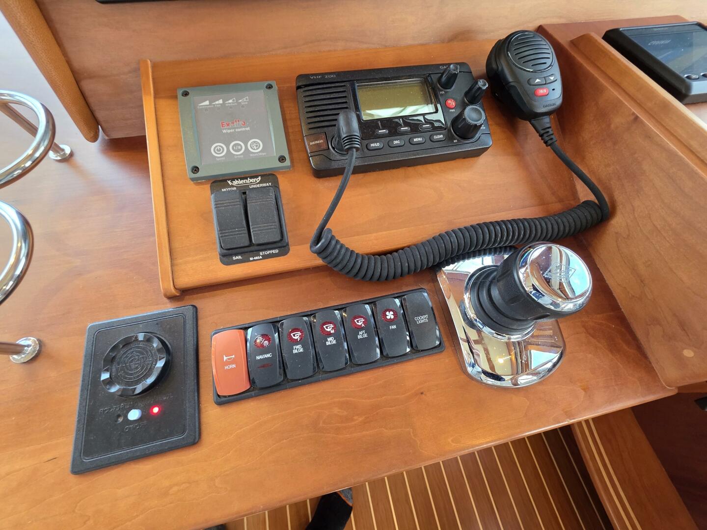 2017 Sabre 42 Salon Express - Image 18