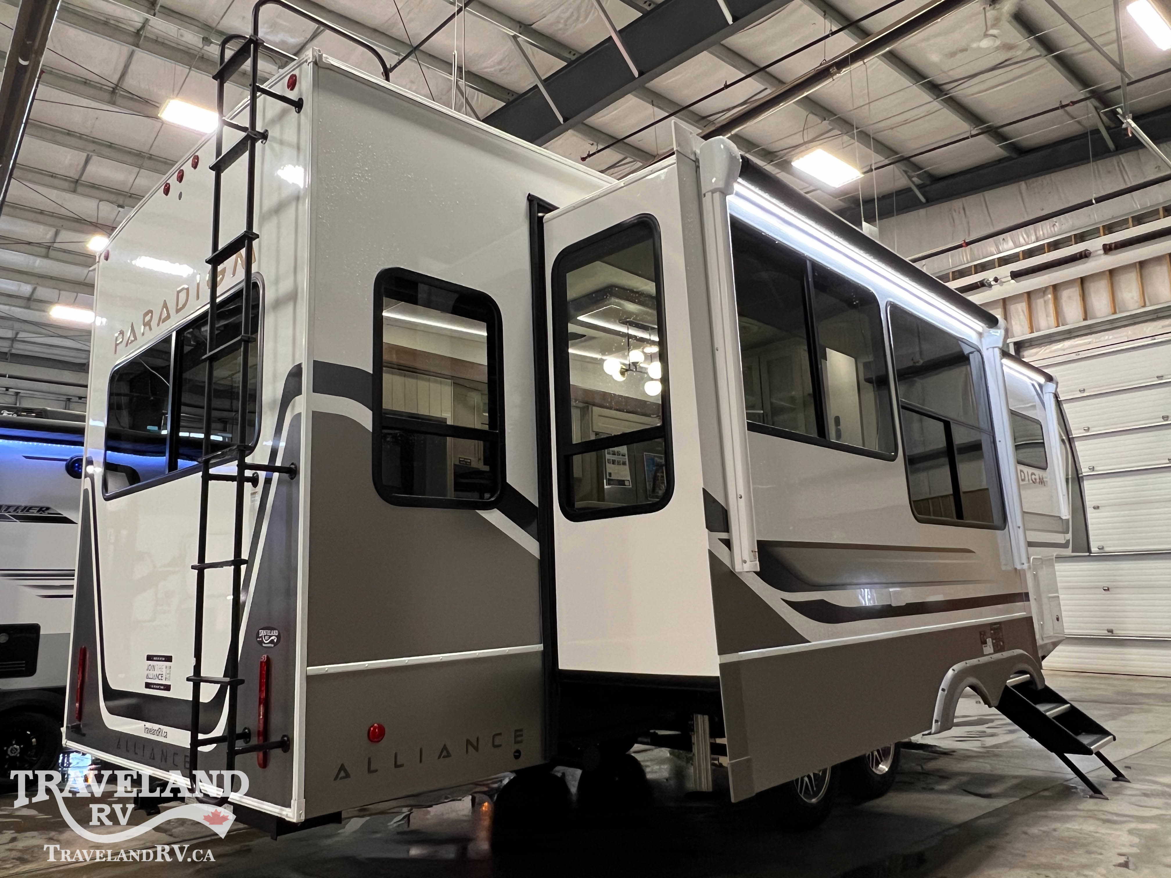 2026 Alliance RV Paradigm 310RL - Image 5