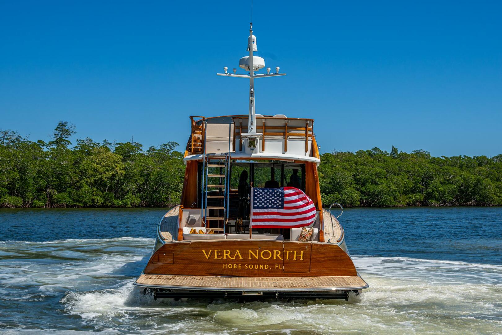 2021 Hinckley Talaria 55 Flybridge MKII - Image 6