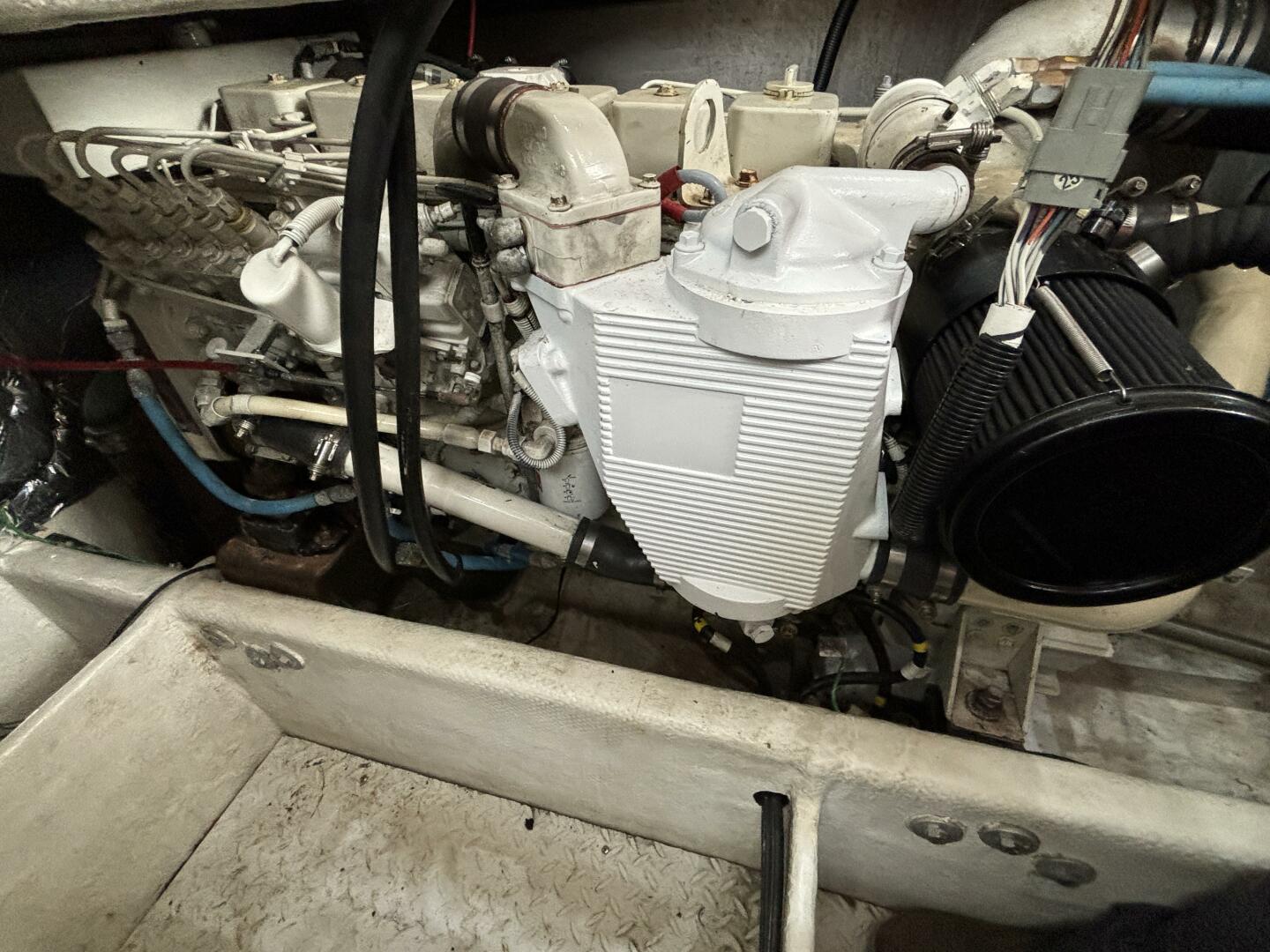 2000 Bayliner 3788 Command Bridge - Image 26
