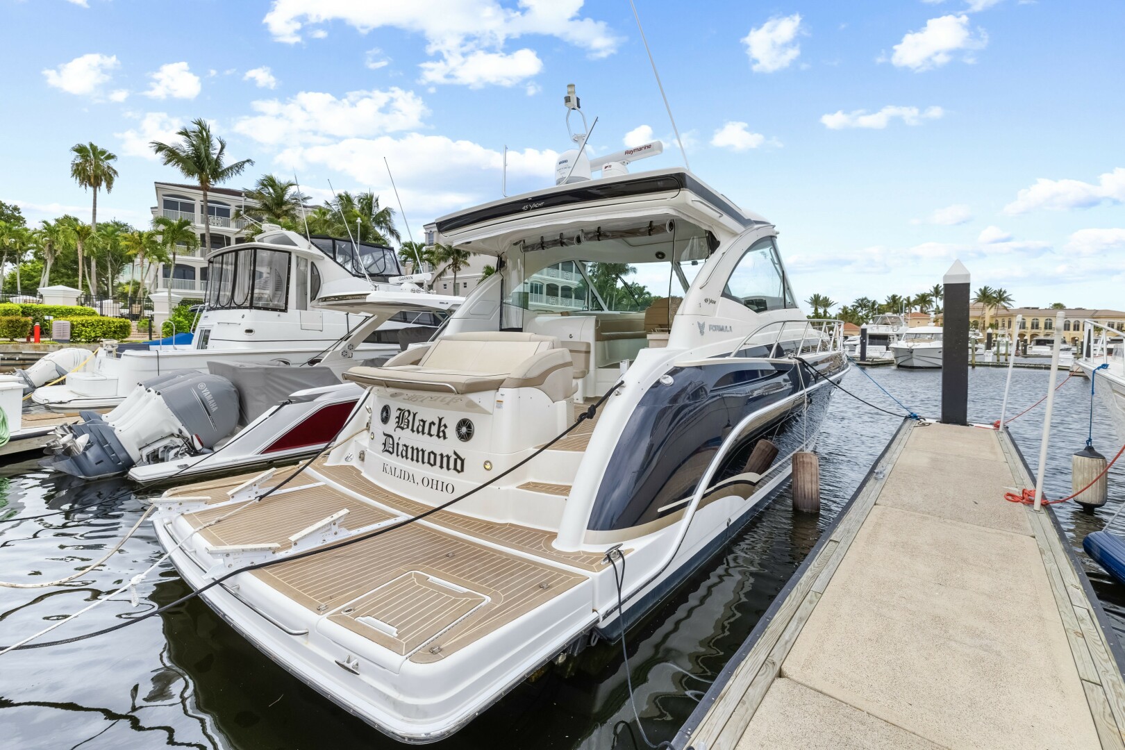 2016 Formula 45 Yacht - Image 1