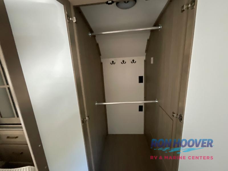 2026 JAYCO 321RSTS - Image 24