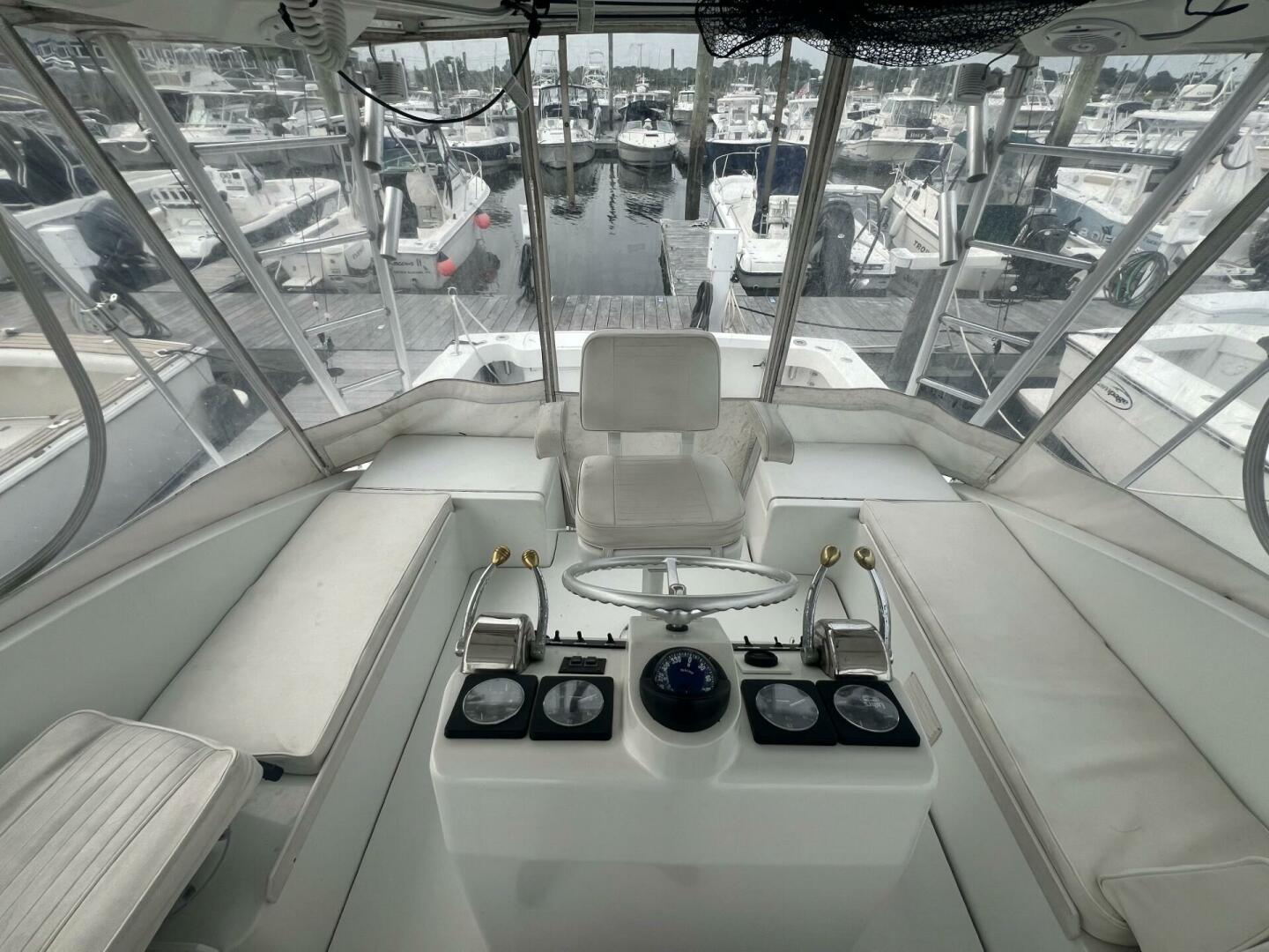 1995 Luhrs 32 Open - Image 10