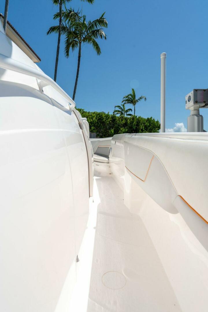 2021 Intrepid 407 Panacea - Image 13