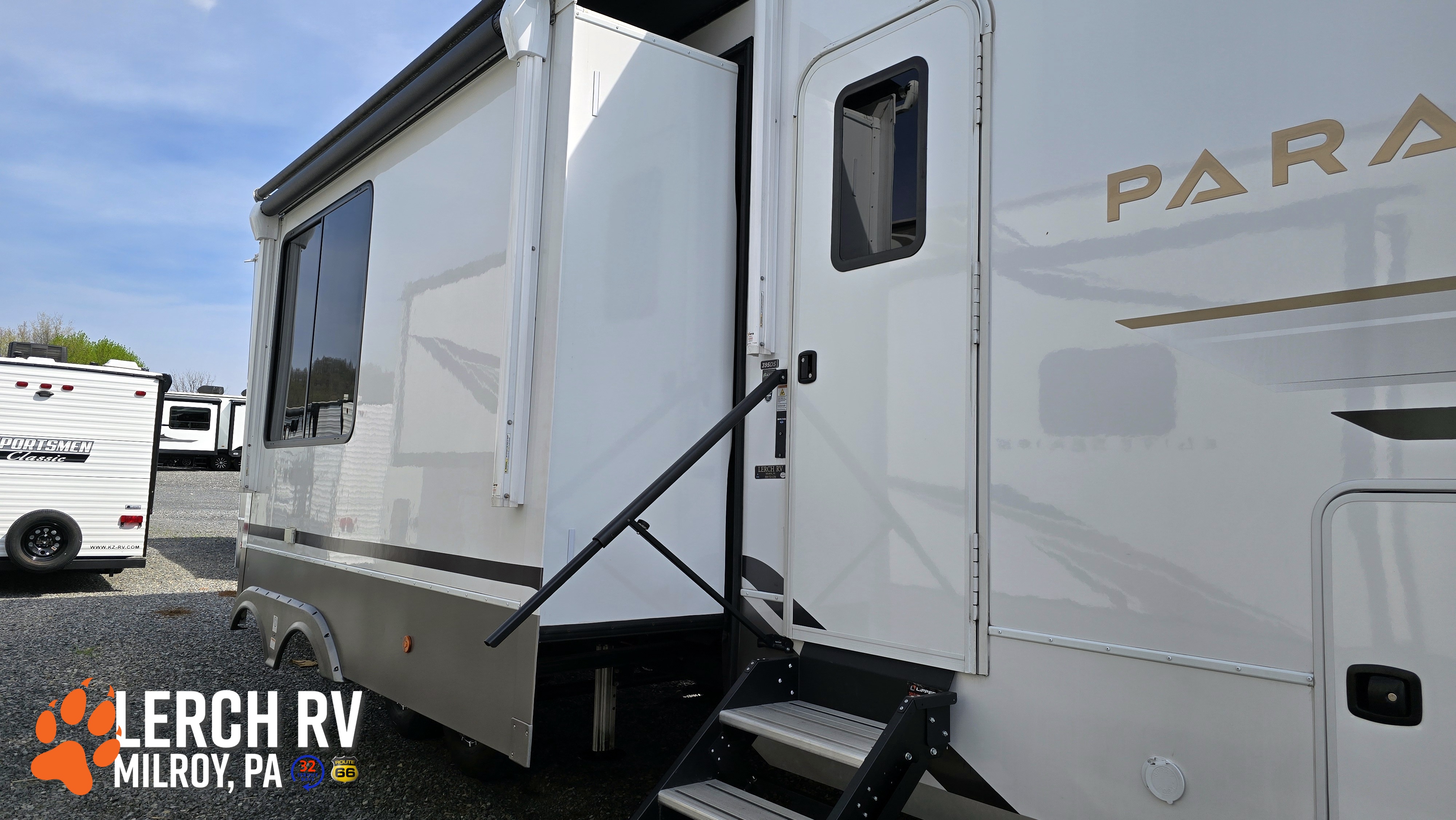2025 Alliance RV Paradigm 395DS - Image 11
