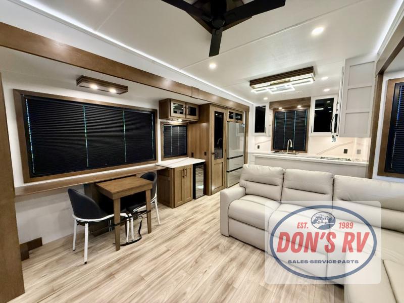 2026 Montana 3900RK - Image 37