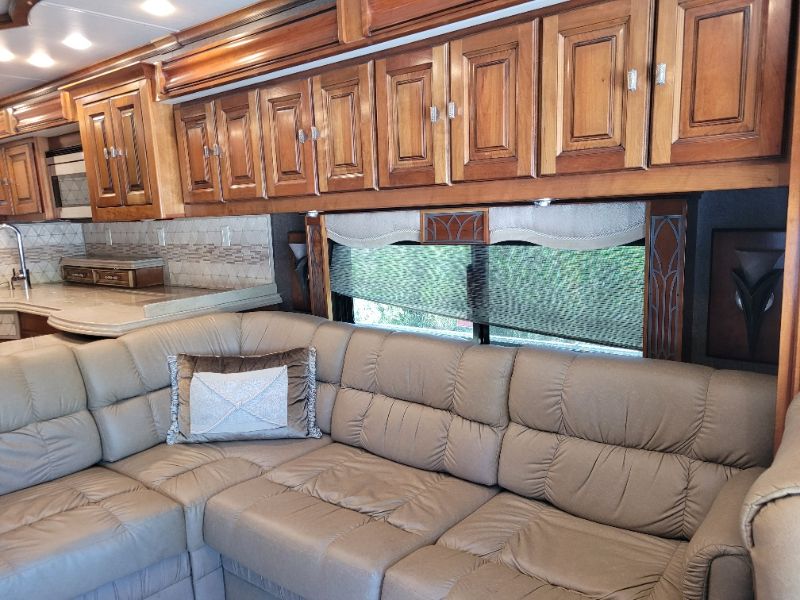 2016 Tiffin Allegro Bus 45 OP - Image 11