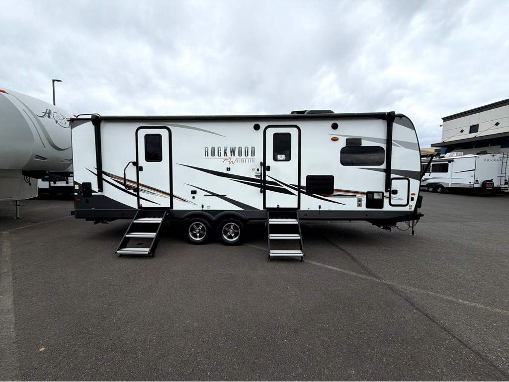2021 Forest River Rockwood Ultra Lite 2906bs