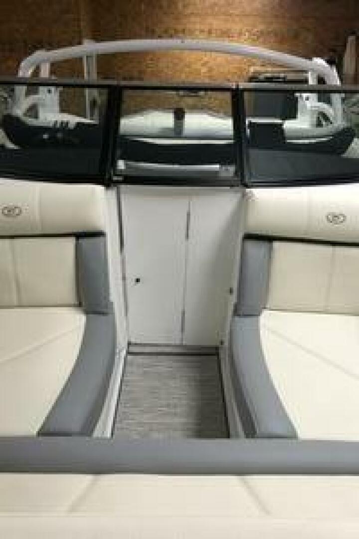 2022 Cobalt CS22 Standard - Image 8