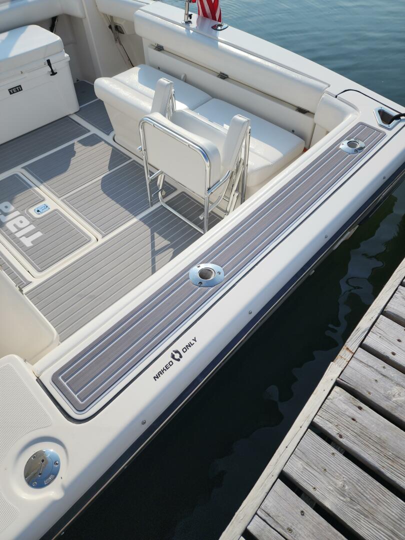 2001 Tiara Yachts 3500 Open - Image 18