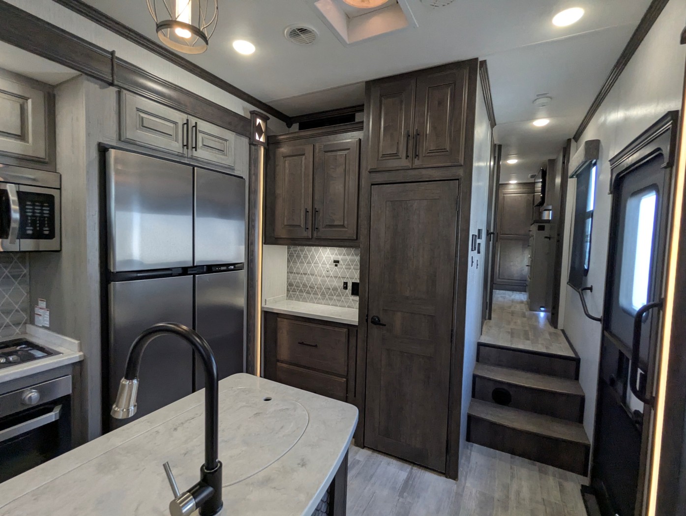 2020 Heartland Bighorn BH 3985 RRD - Image 23