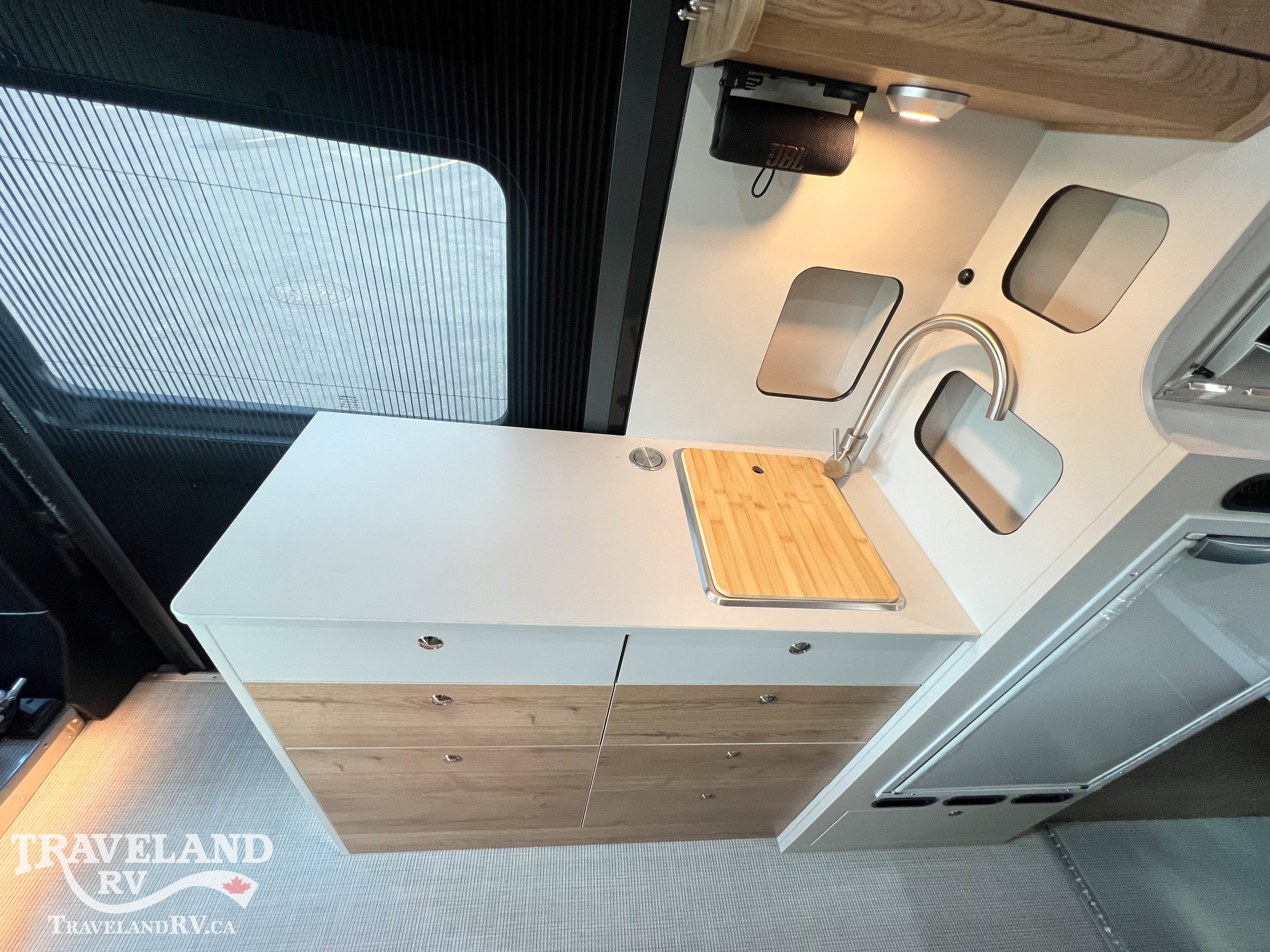 2026 Airstream Rangeline Base - Image 17