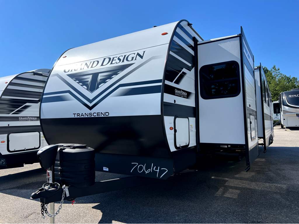 2027 GRAND DESIGN TRANSCEND 335BHT - Image 2