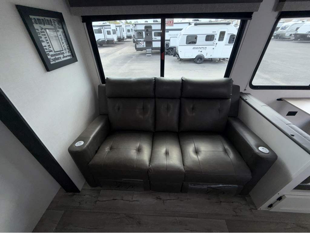 2026 VENTURE RV SIENNA 281VQB - Image 15