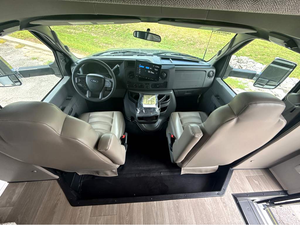 2027 ENTEGRA COACH ODYSSEY 29V - Image 33