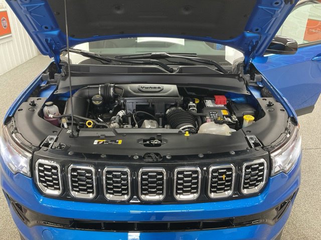 2025 Jeep Compass Limited 4x4 - Image 10
