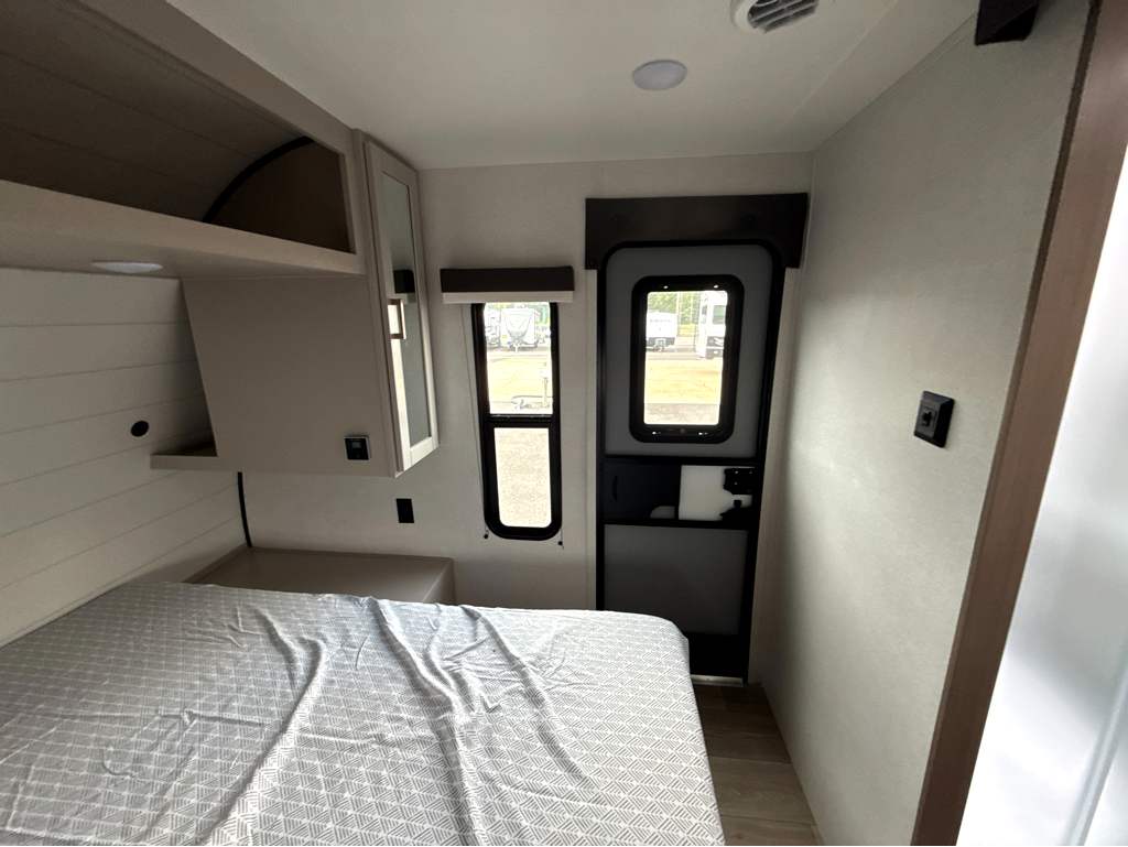 2027 JAYCO JAY FLIGHT 262RLS - Image 23