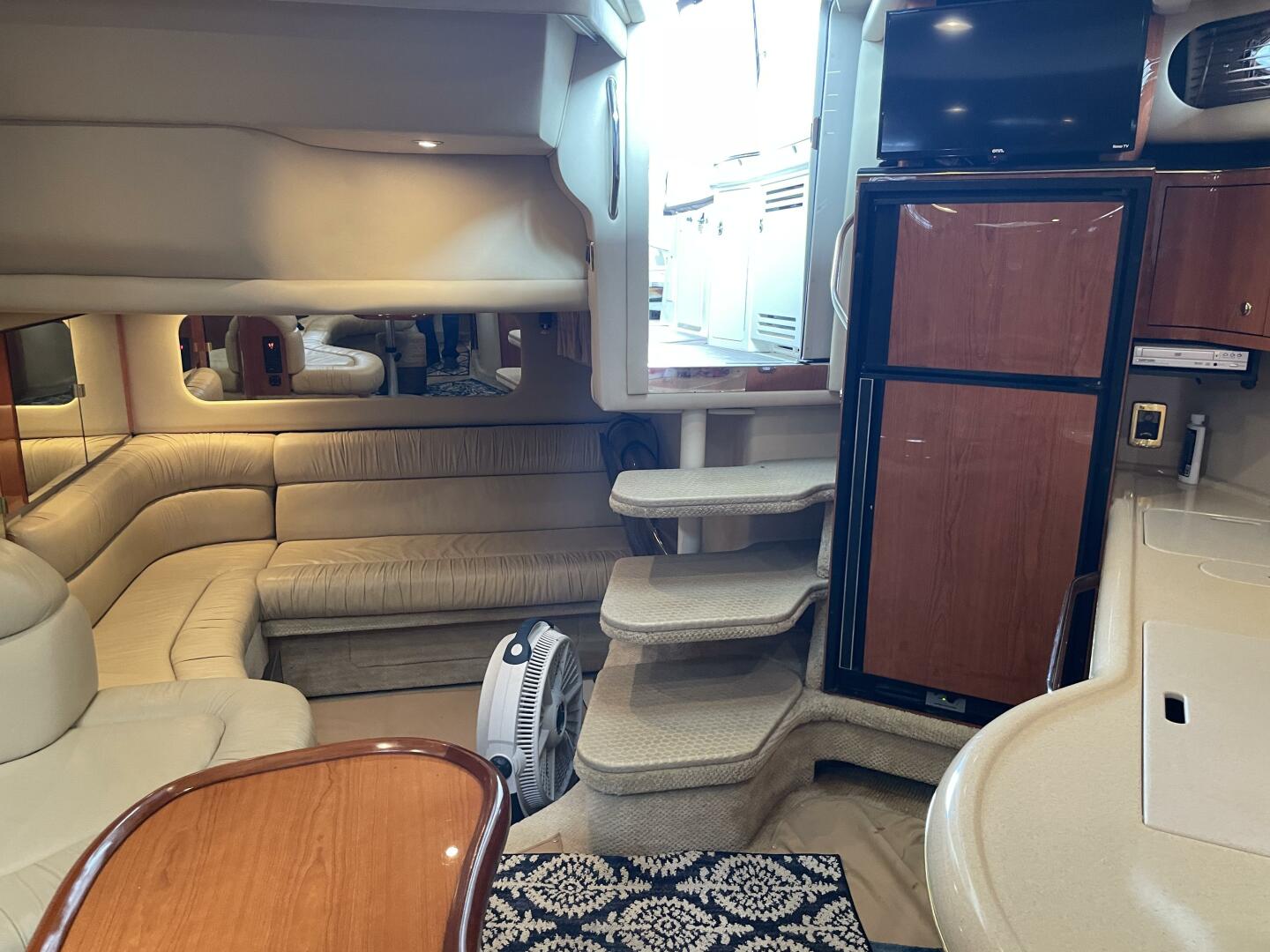 2001 Sea Ray 380 Sundancer - Image 35