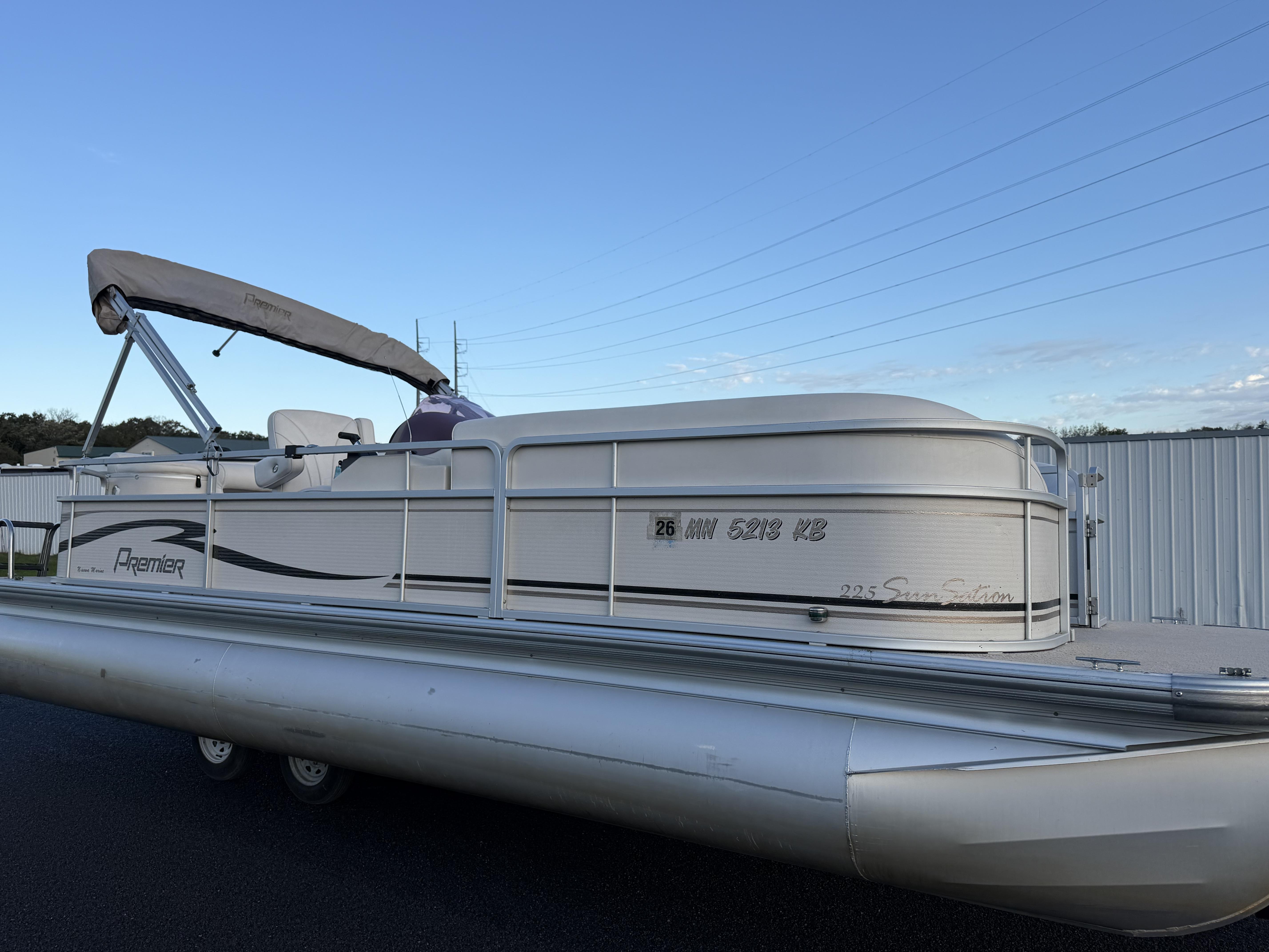 2006 PREMIER 225 SUNSATION - Image 1