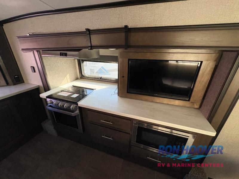 2020 JAYCO NORTHPOINT 383FKWS - Image 3