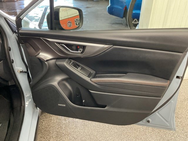2023 Subaru CROSSTREK Wagon 4D Limited Nav/Moonroof AWD - Image 26