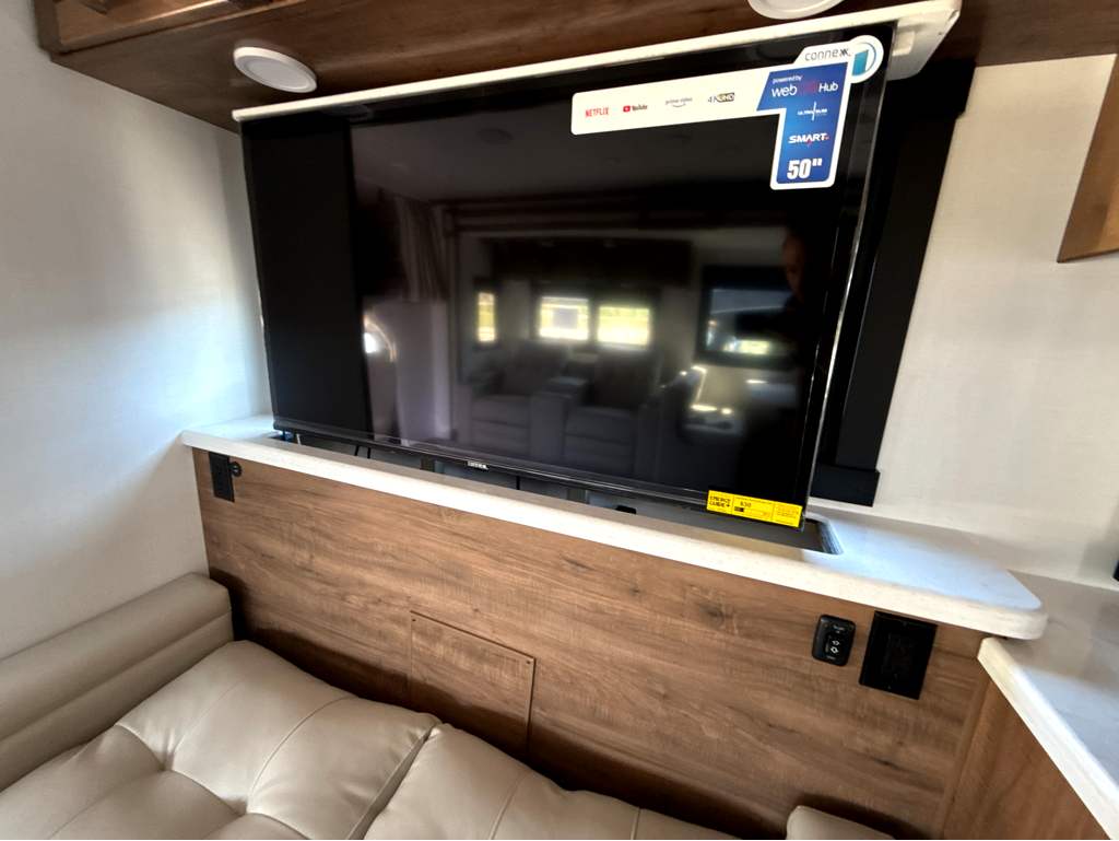 2026 ENTEGRA COACH ACCOLADE 37M - Image 18