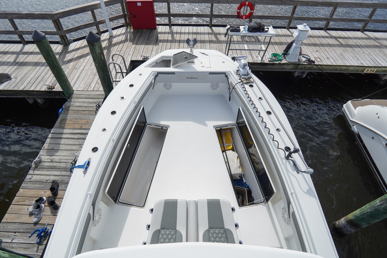 2022 Sea Hunter 41 CTS - Image 25