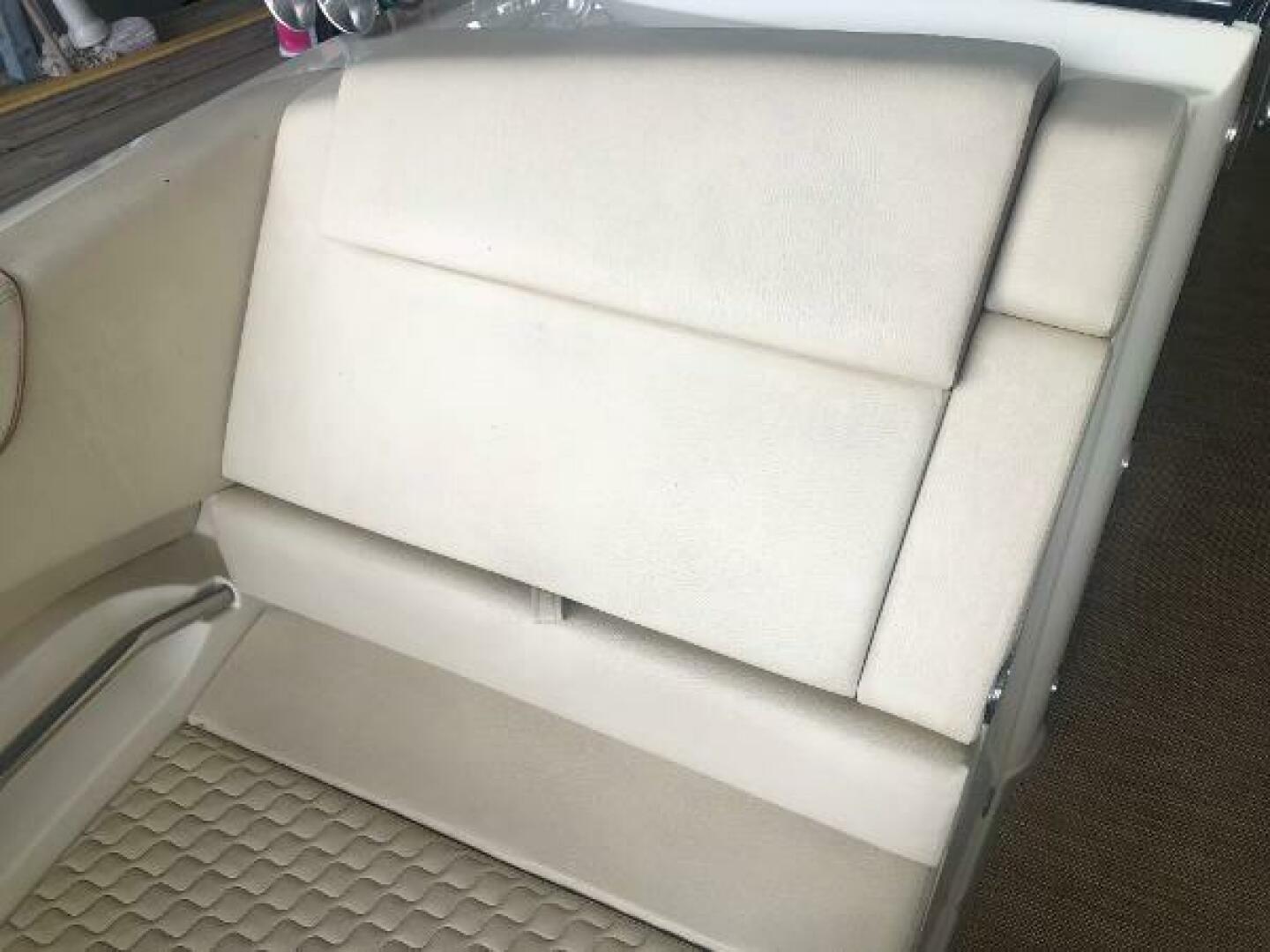 2020 Chris-Craft Launch 31 GT - Image 66