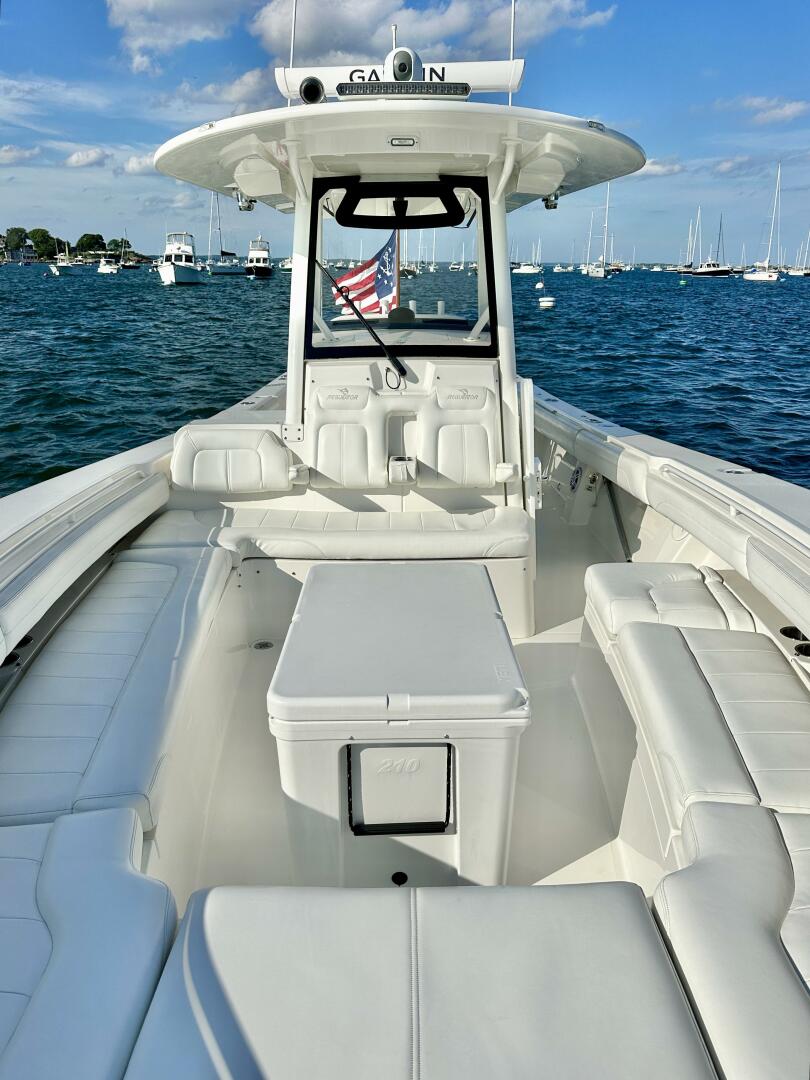 2021 Regulator 34SS - Image 24