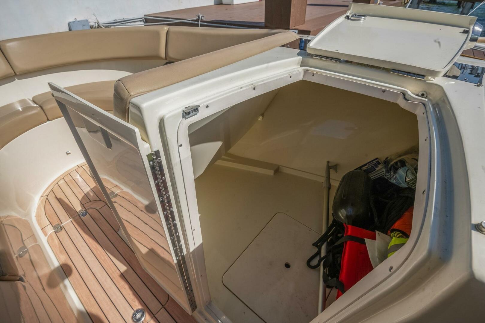 2013 Chris-Craft Launch 32 - Image 24