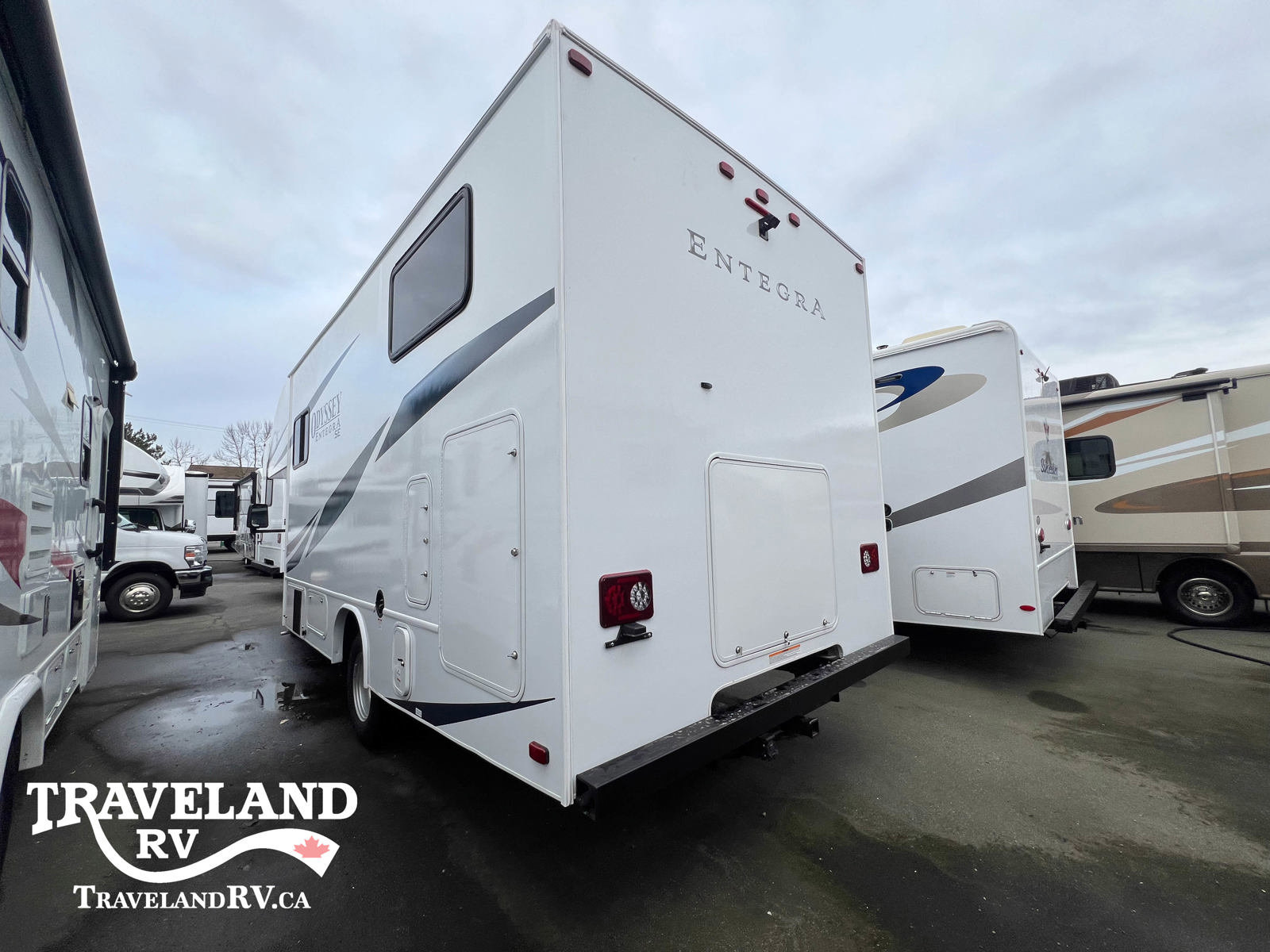 2025 Entegra Coach Odyssey SE 22T - Image 5