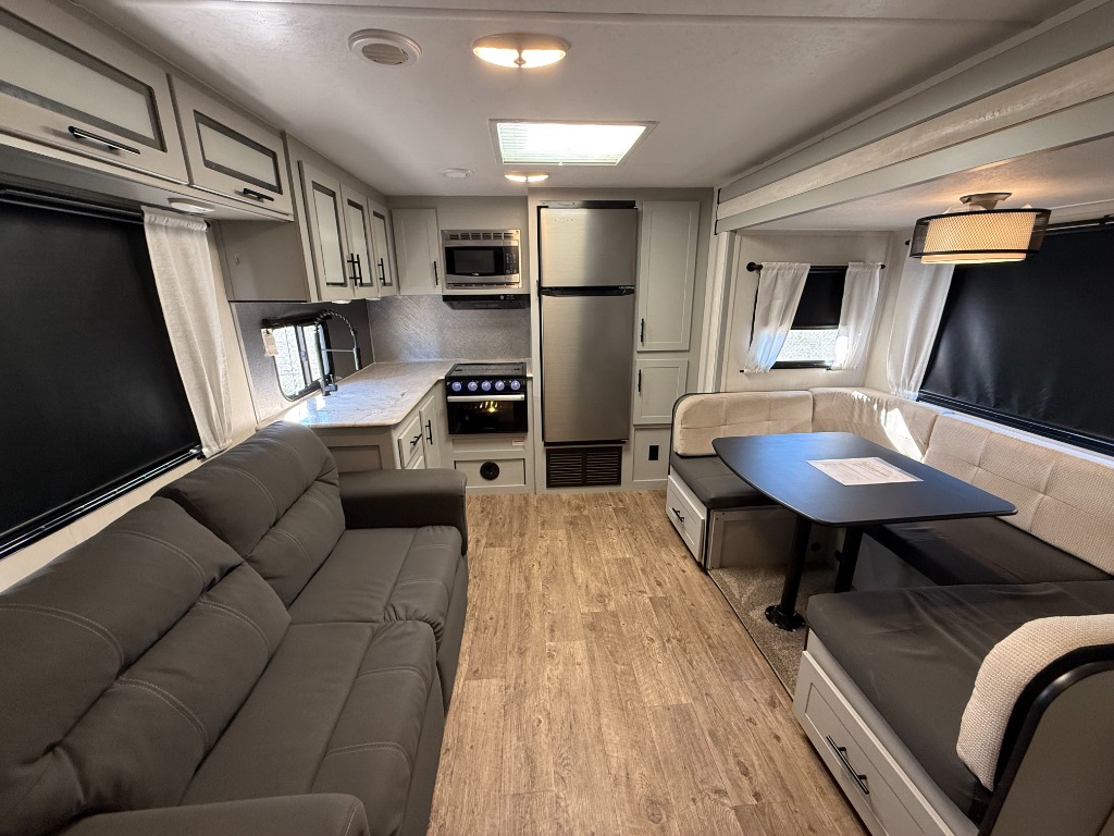 2023 Vibe 25RK - Image 11