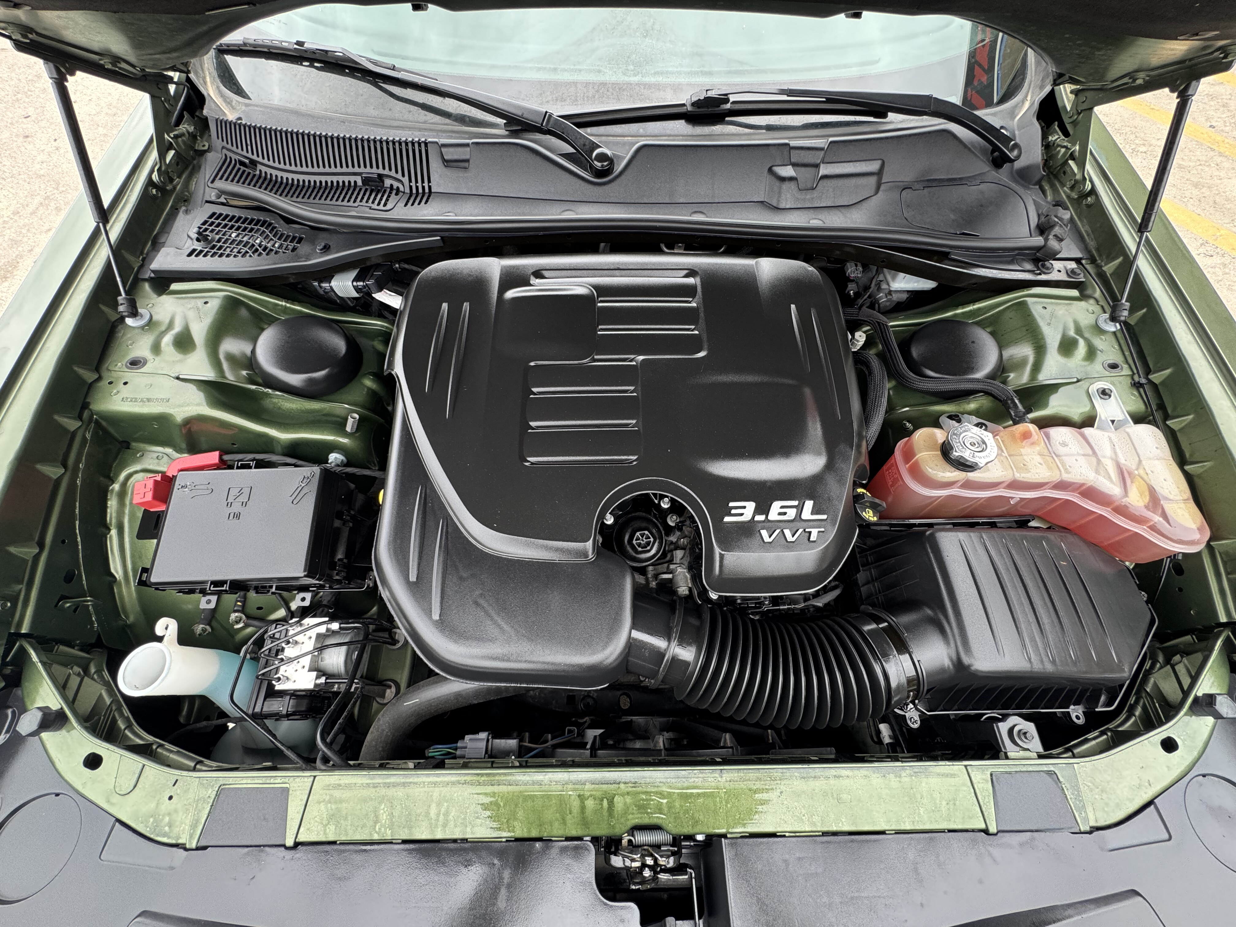 2022 Dodge CHALLENGER Coupe 2D GT - Image 9