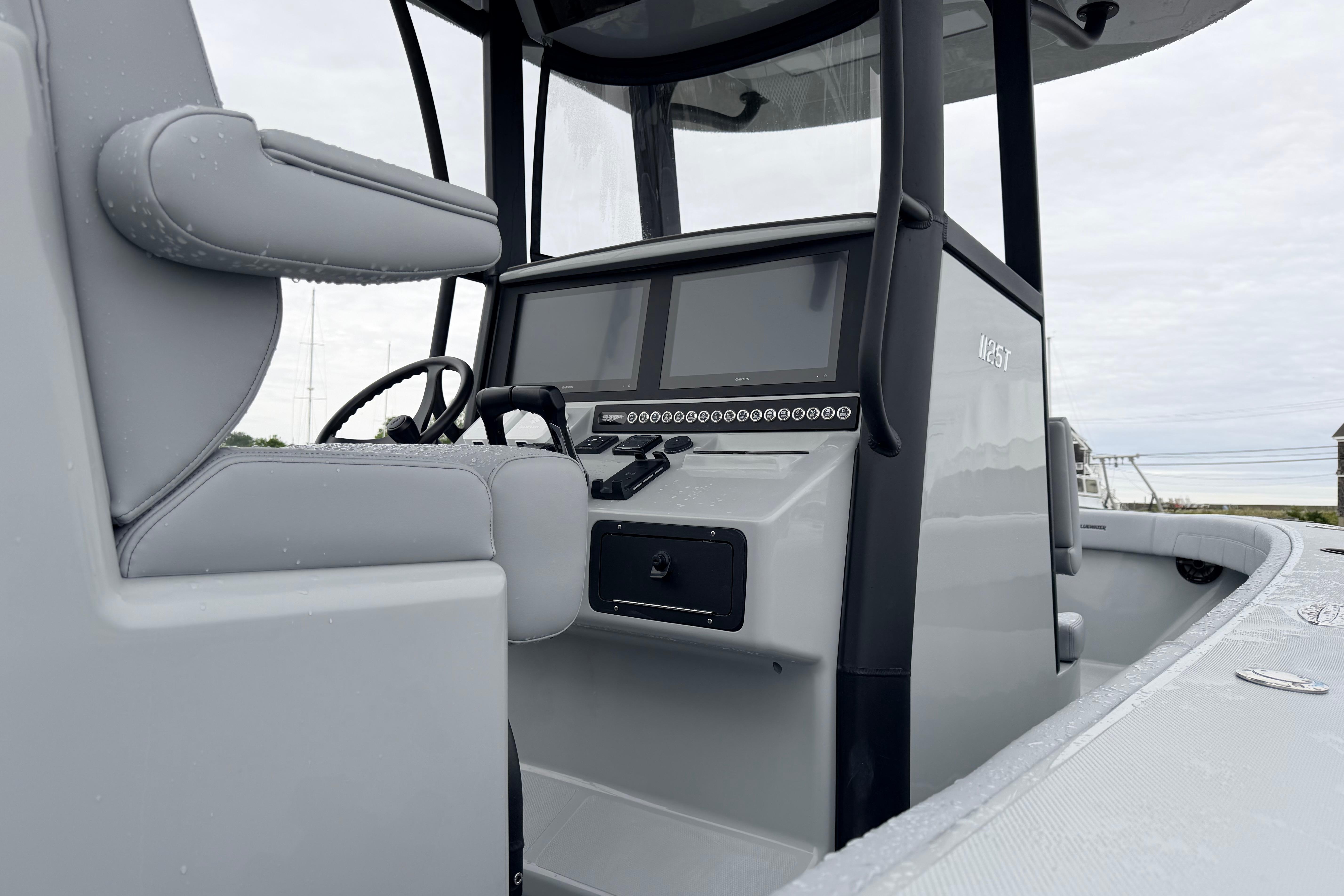 2026 Bluewater Sportfishing 25T - Image 4