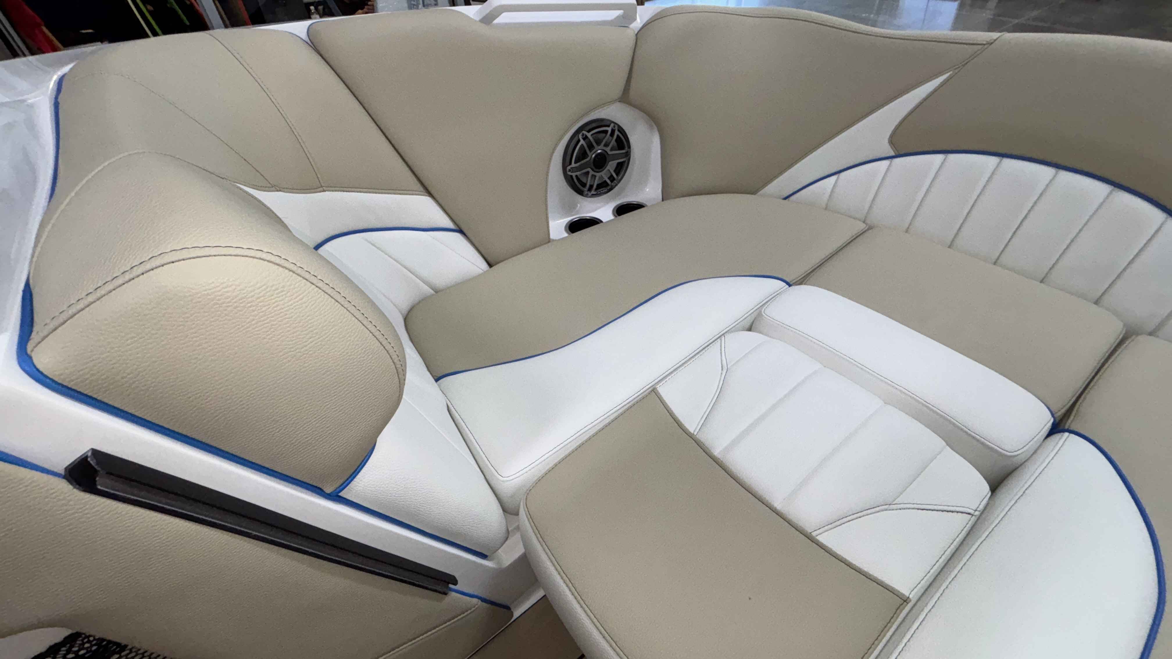 2025 MB Sports B52 23 Classic - Image 17