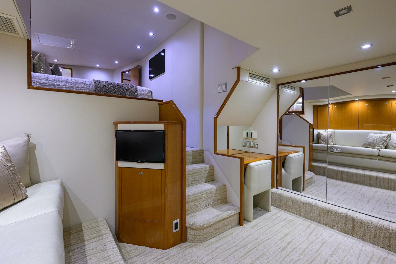 2004 Viking 65 Enclosed Bridge w/Tower - Image 33